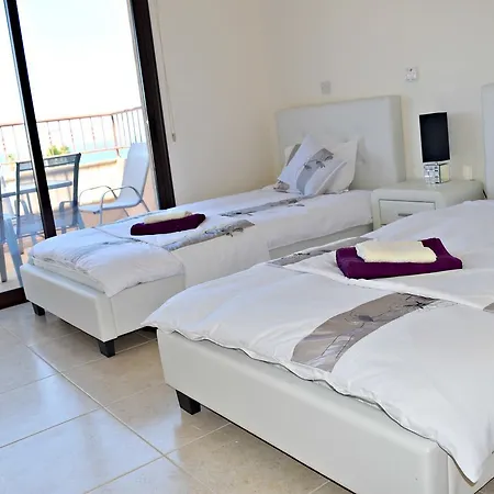 Latchi Beach 3 La Plague Villa *